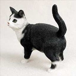 Black and White Cat Figurine, the perfect gift for cat lovers