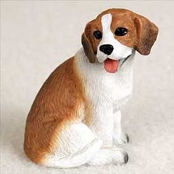 Beagle Tiny One Dog Figurine